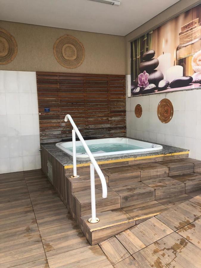 Encontro Das Aguas Apto 1/4 * Caldas Novas